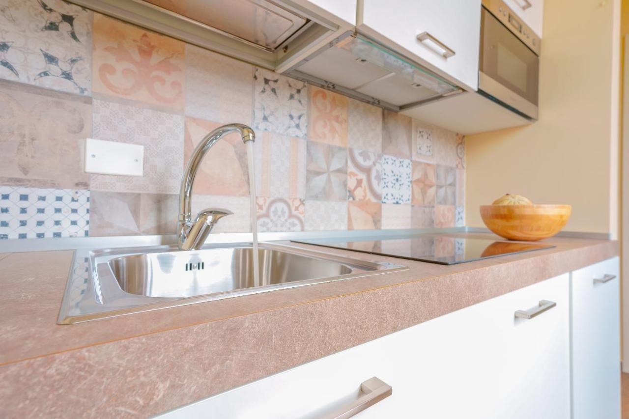 Attico Di Via D'Azeglio Bed & Breakfast Болоня Екстериор снимка