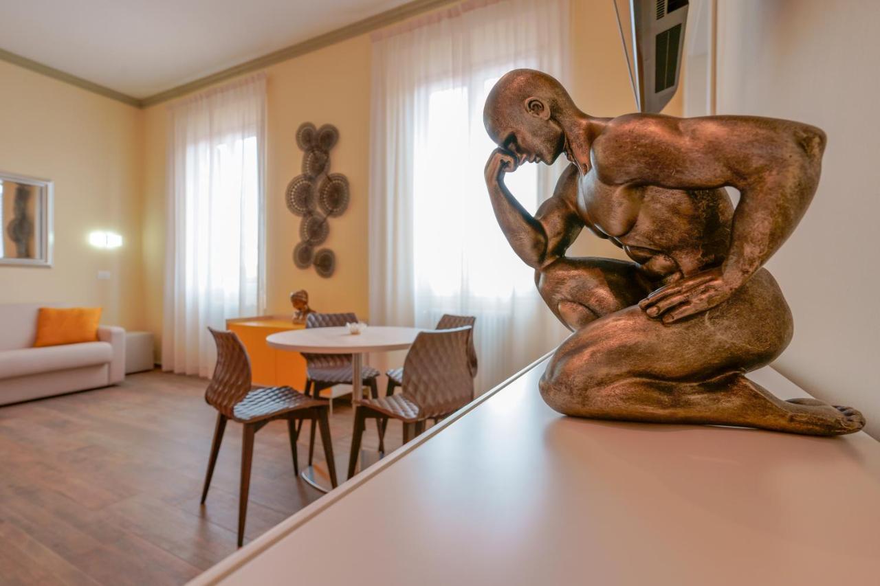 Attico Di Via D'Azeglio Bed & Breakfast Болоня Екстериор снимка