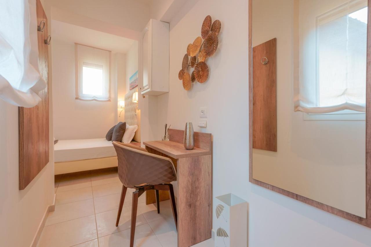 Attico Di Via D'Azeglio Bed & Breakfast Болоня Екстериор снимка