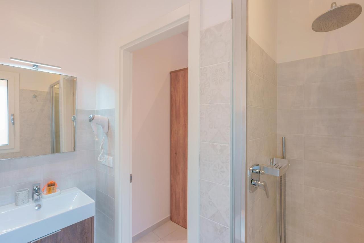 Attico Di Via D'Azeglio Bed & Breakfast Болоня Екстериор снимка