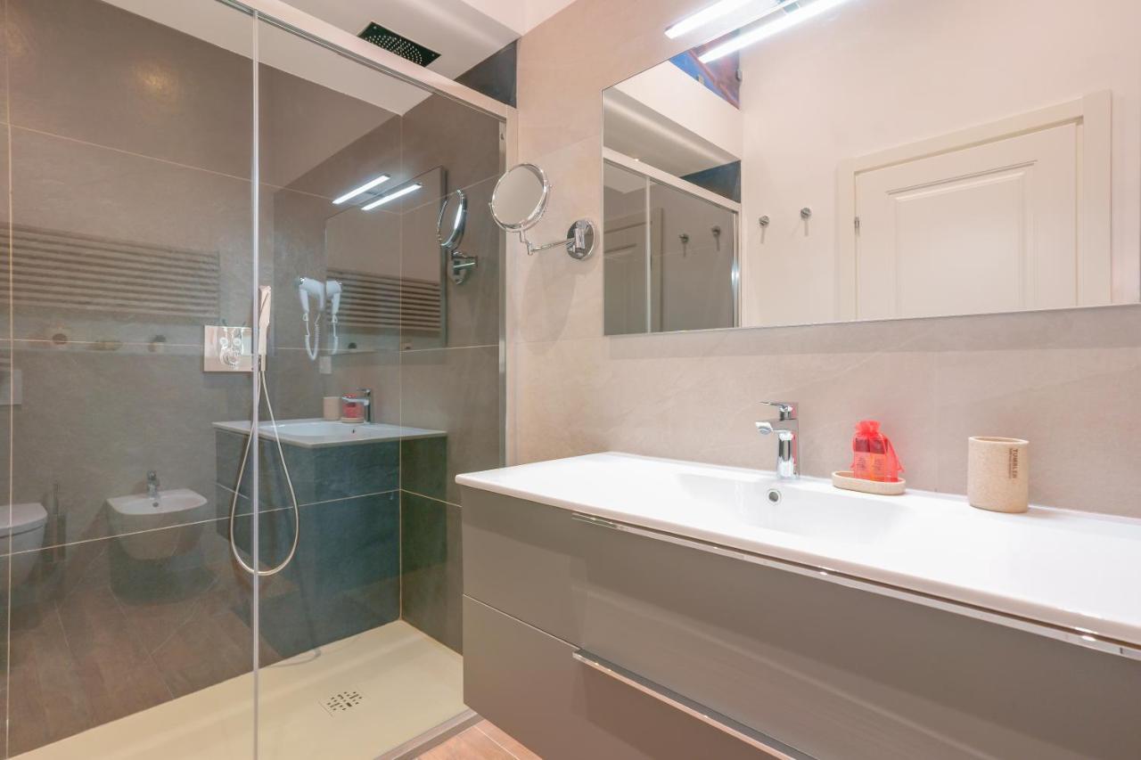 Attico Di Via D'Azeglio Bed & Breakfast Болоня Екстериор снимка