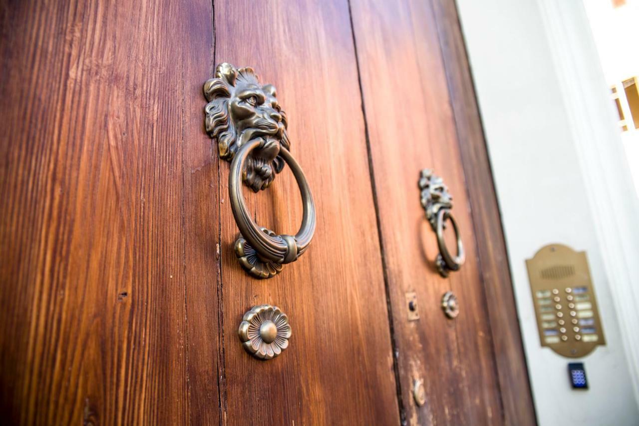Attico Di Via D'Azeglio Bed & Breakfast Болоня Екстериор снимка